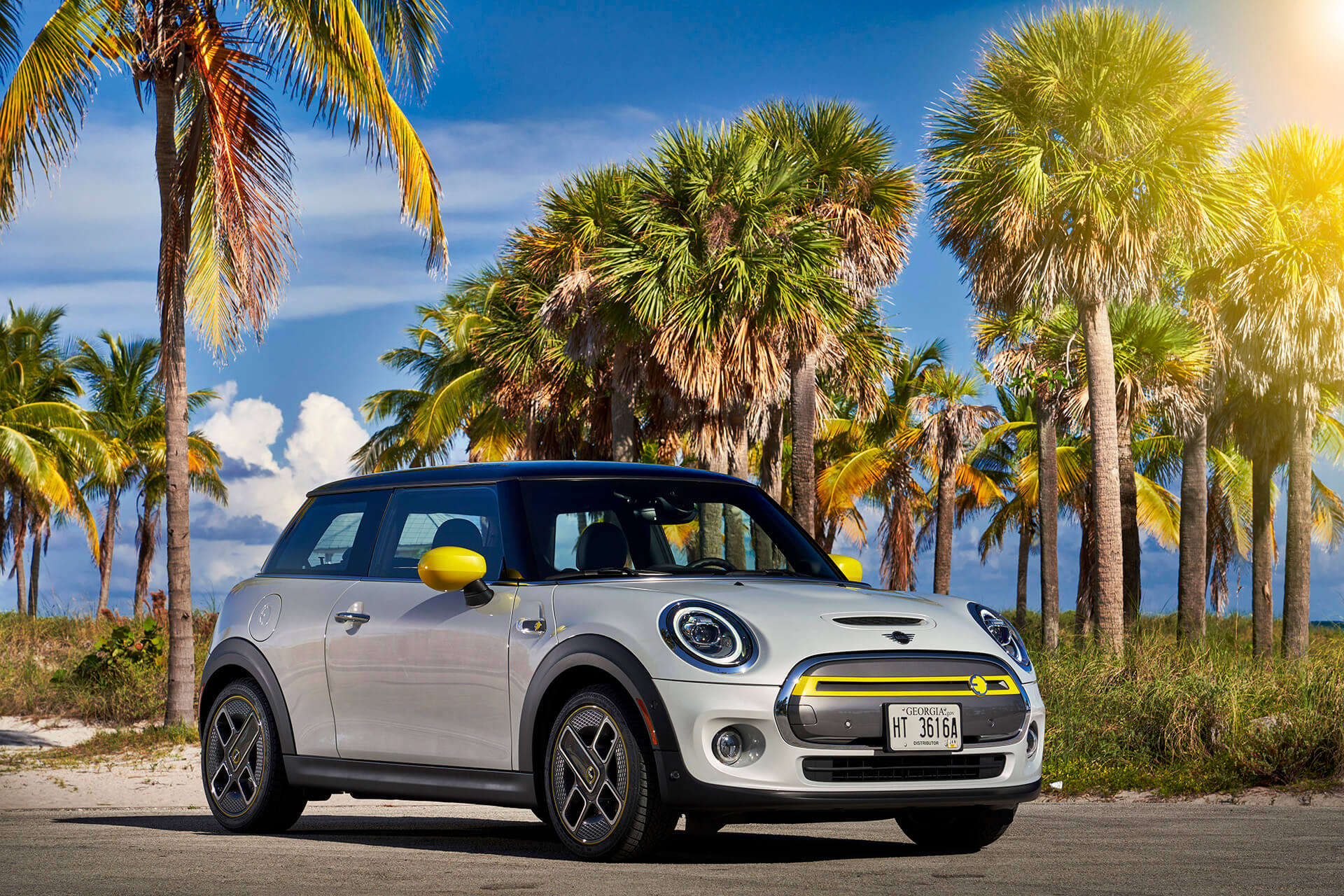 ELECTRIC MINI COOPER SE: Watt’s Cooking