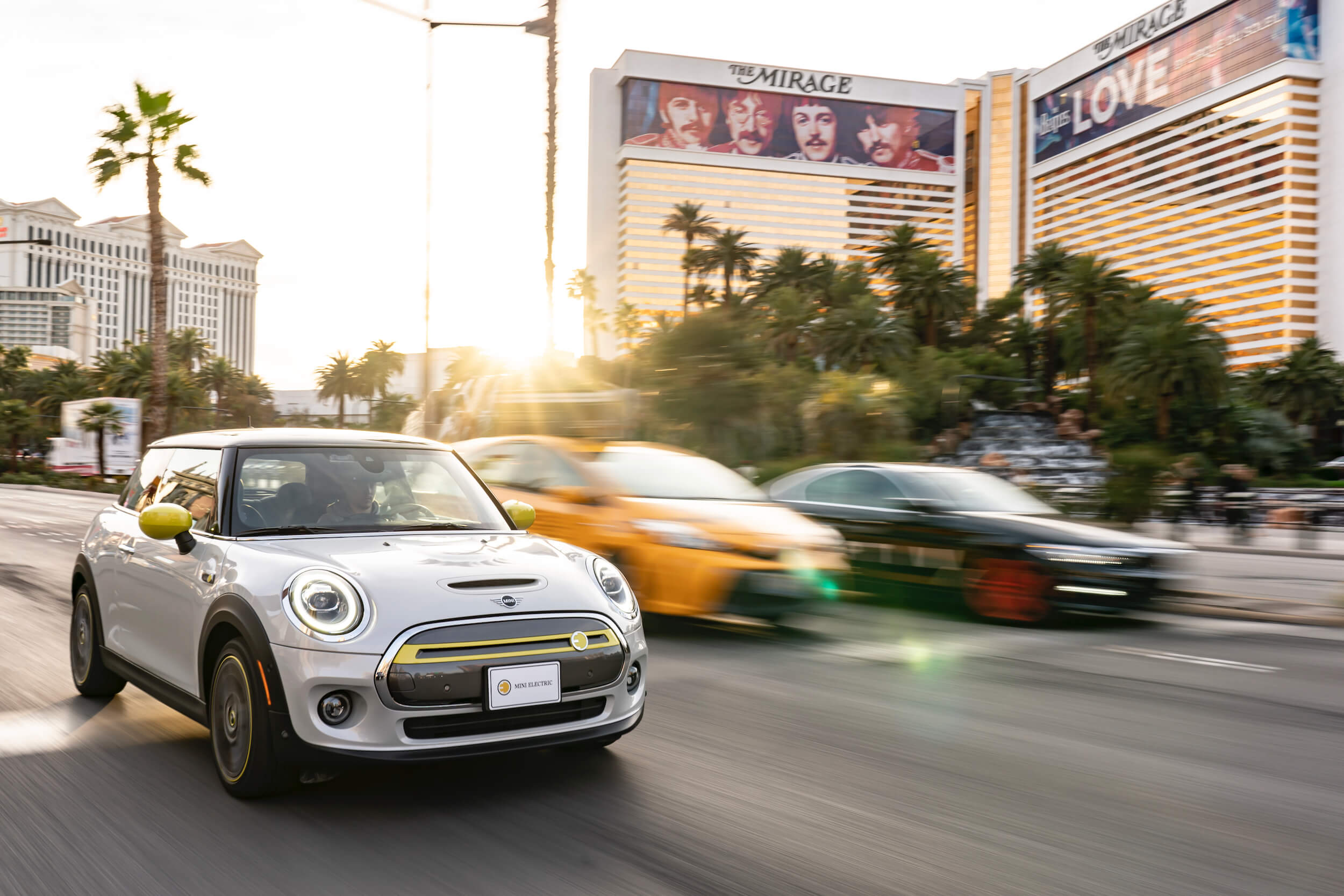 LIVE IN LAS VEGAS: Electric MINI Cooper SE plays in Sin City