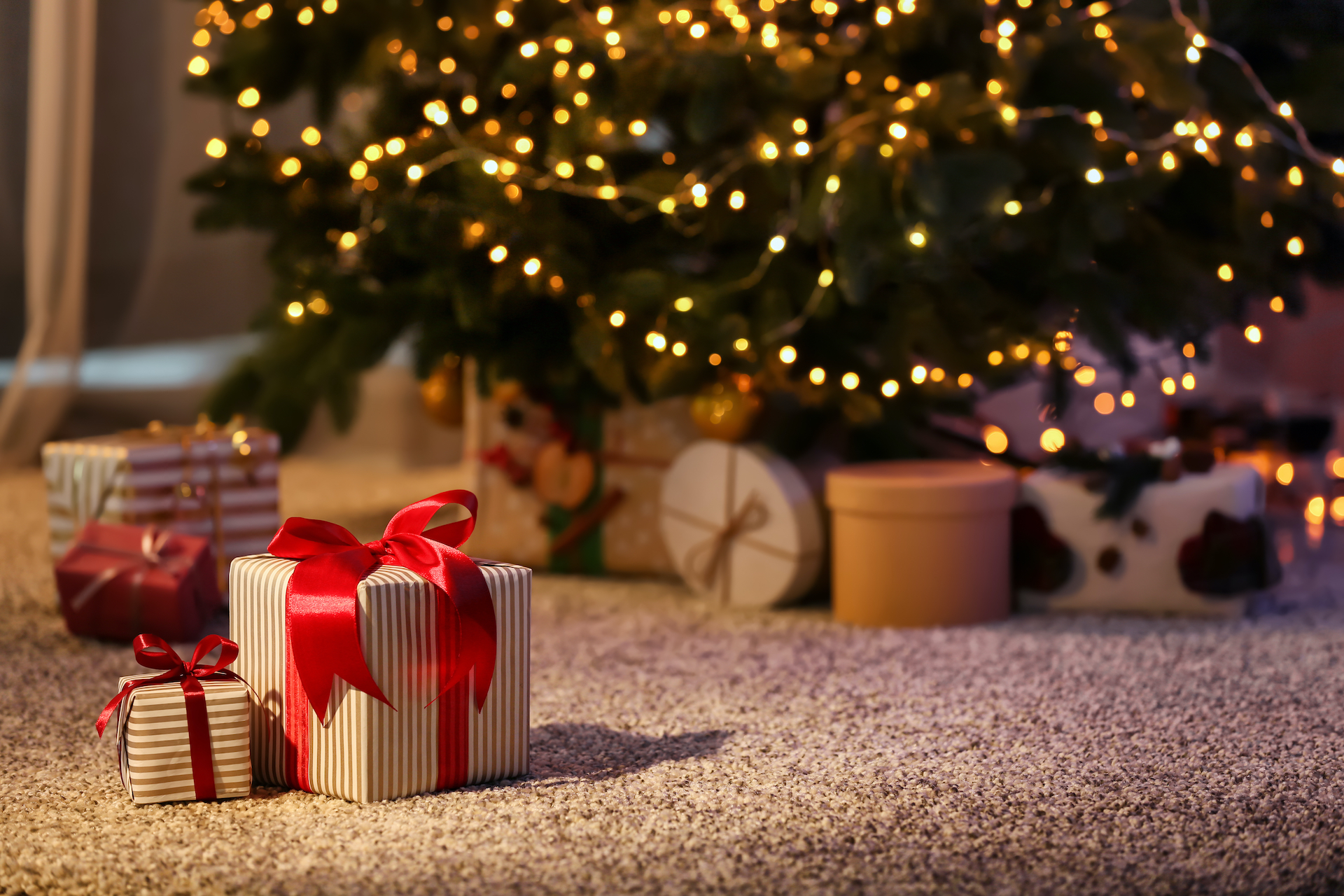 SHOPAHOLIC SANTA: 5 Christmas gifts to buy this year