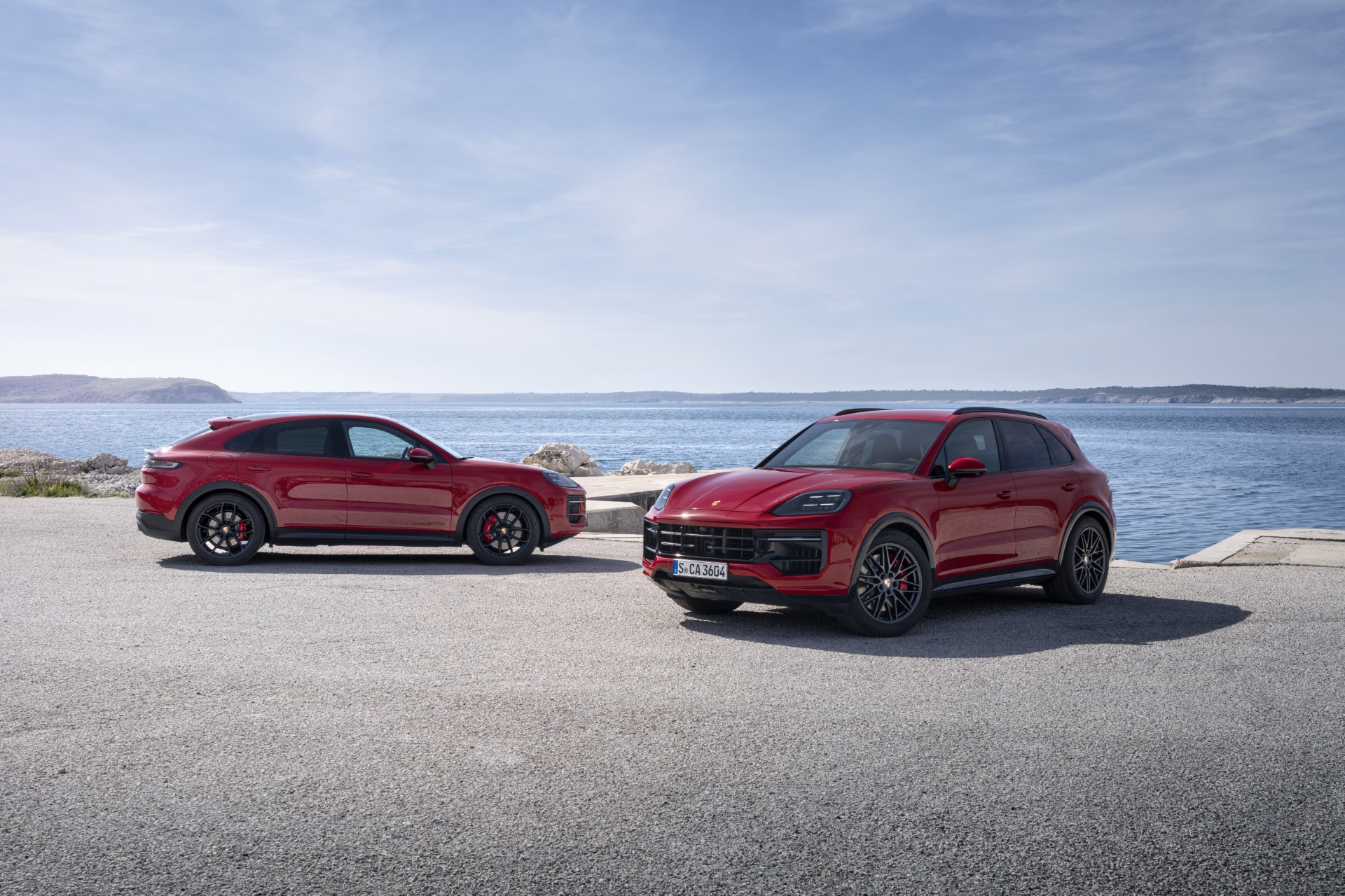 Porsche Unveils New Cayenne GTS Models