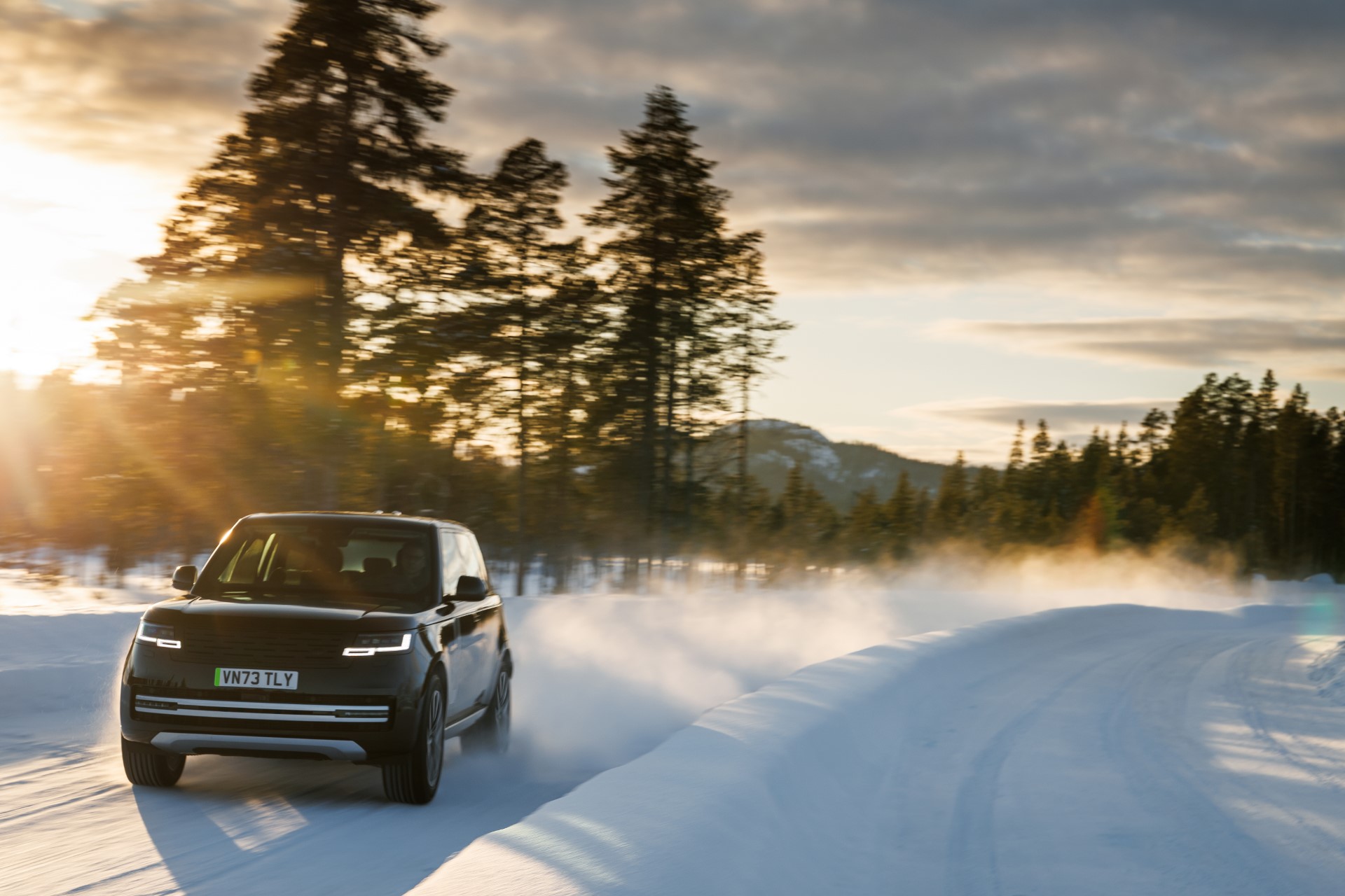 Range Rover Electric Prototypes Now Undergoing Testing