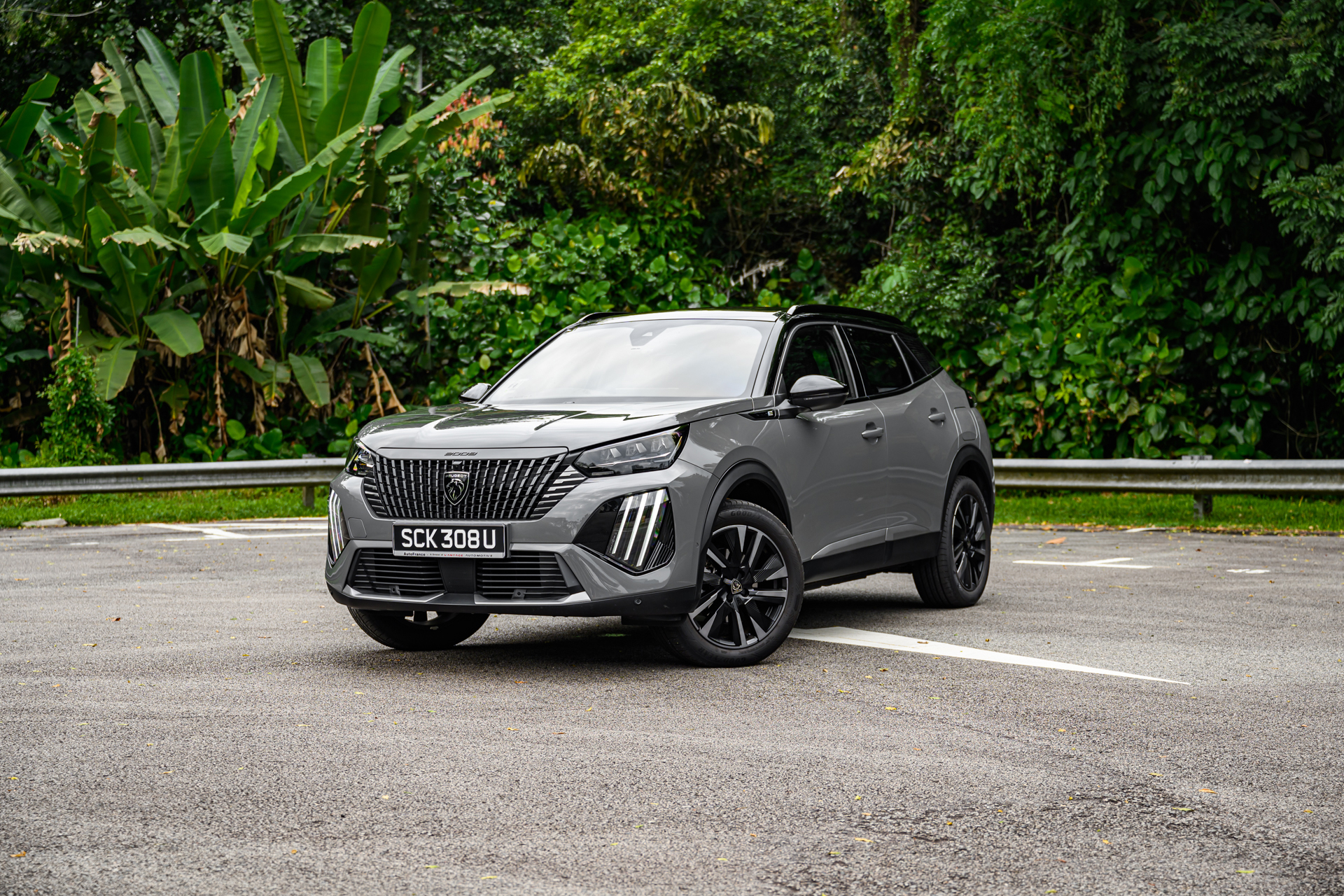 2024 Peugeot e-2008 GT MCA Review – French Fascination