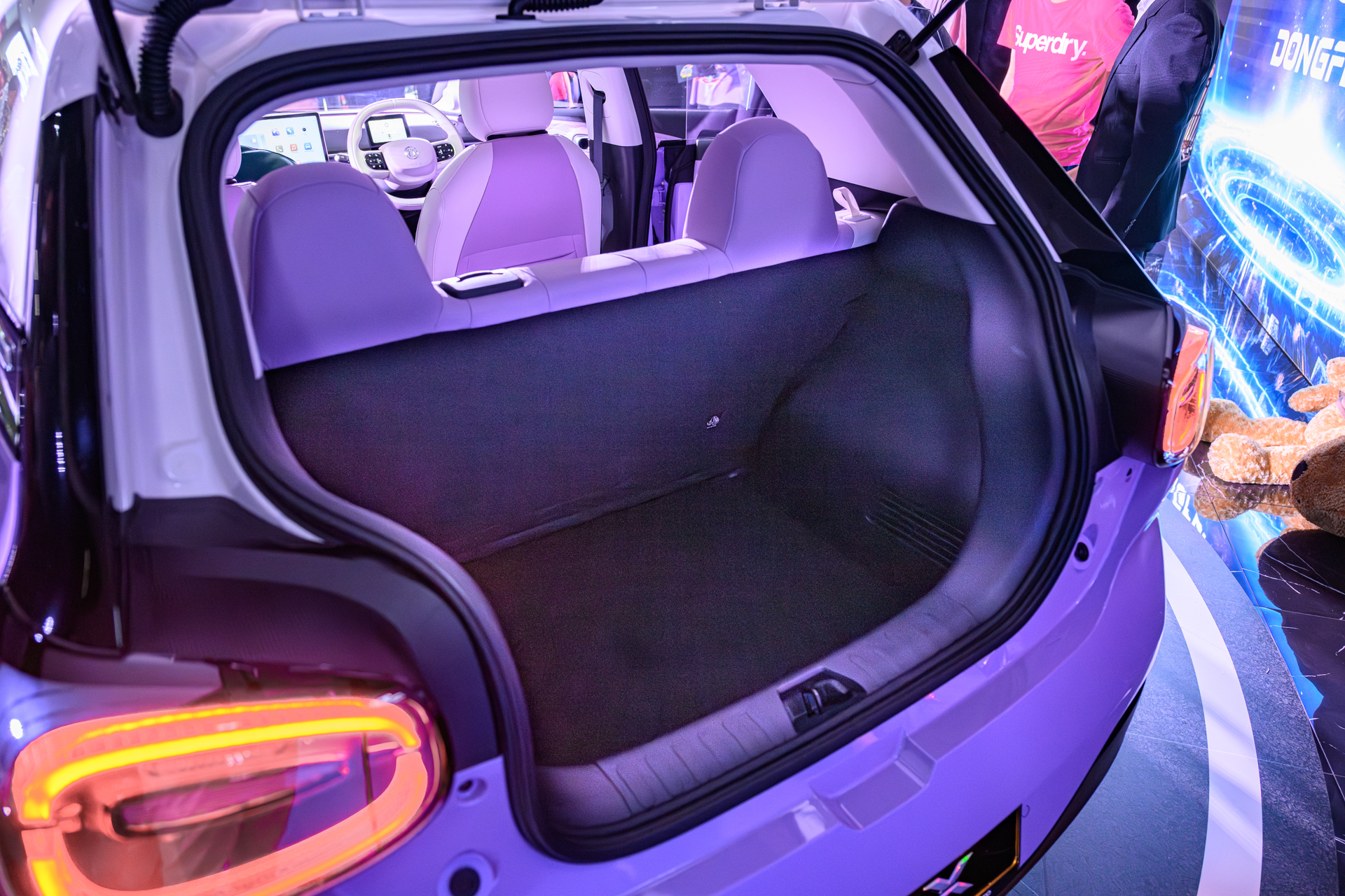 Dongfeng Box