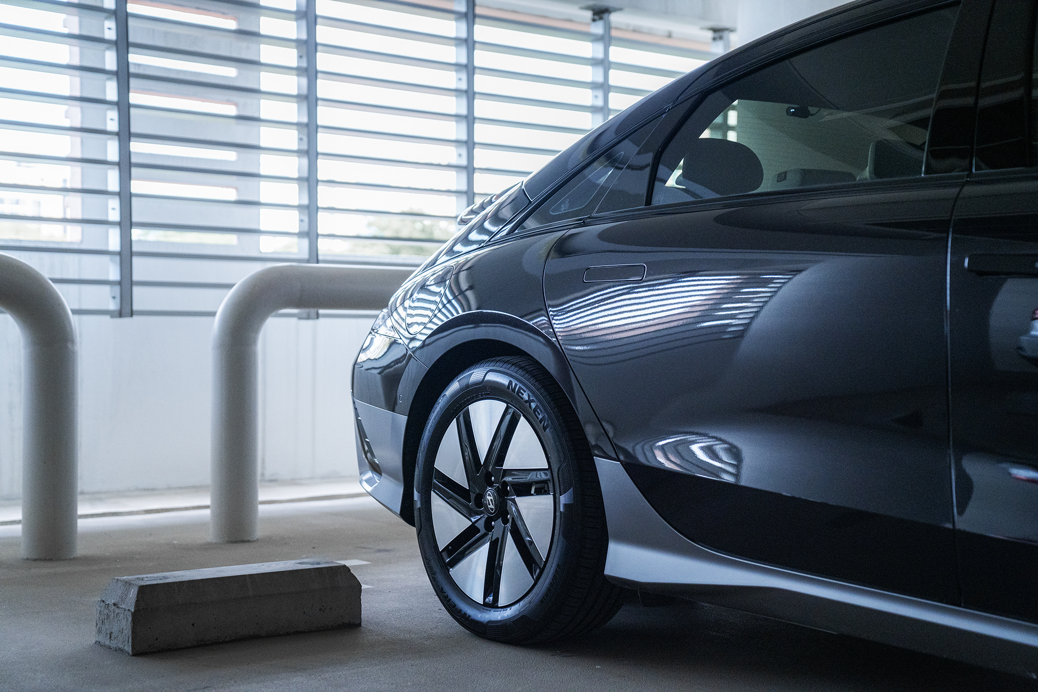 Hyundai_Ioniq_6_Singapore_4