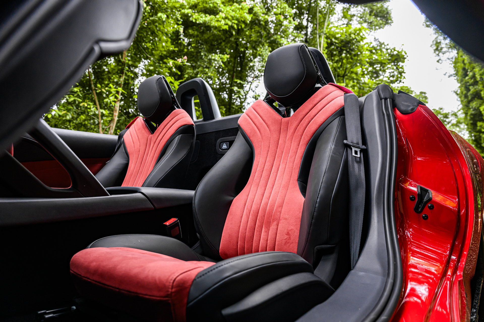 MG Cyberster seats