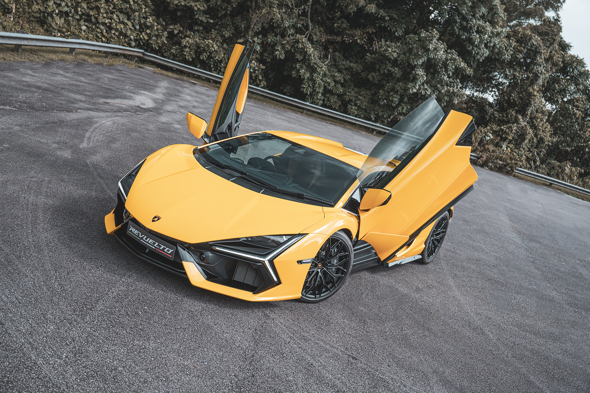 Lamborghini Revuelto