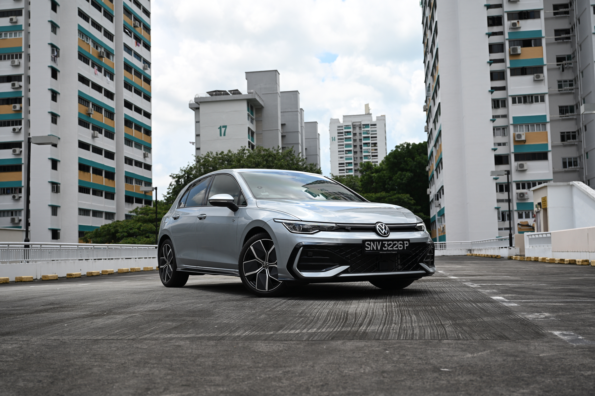 Volkswagen Golf R-Line