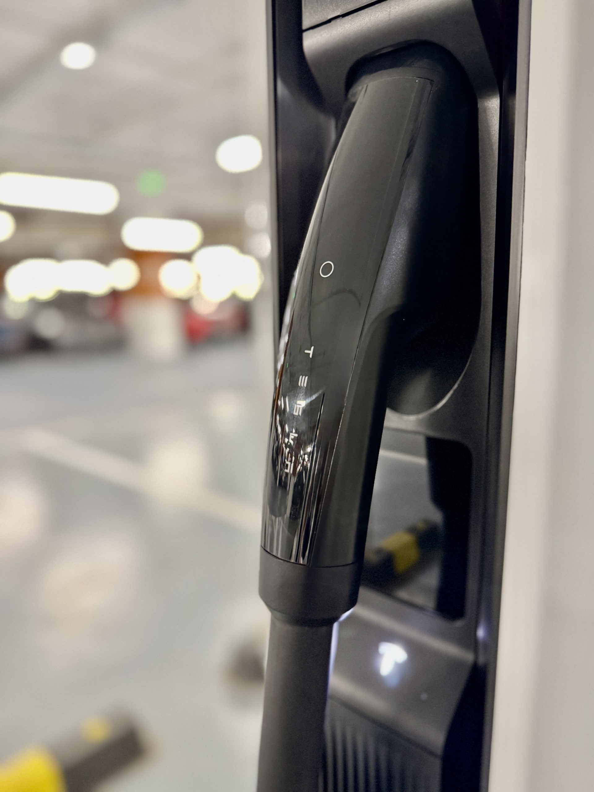 Tesla V4 Supercharger