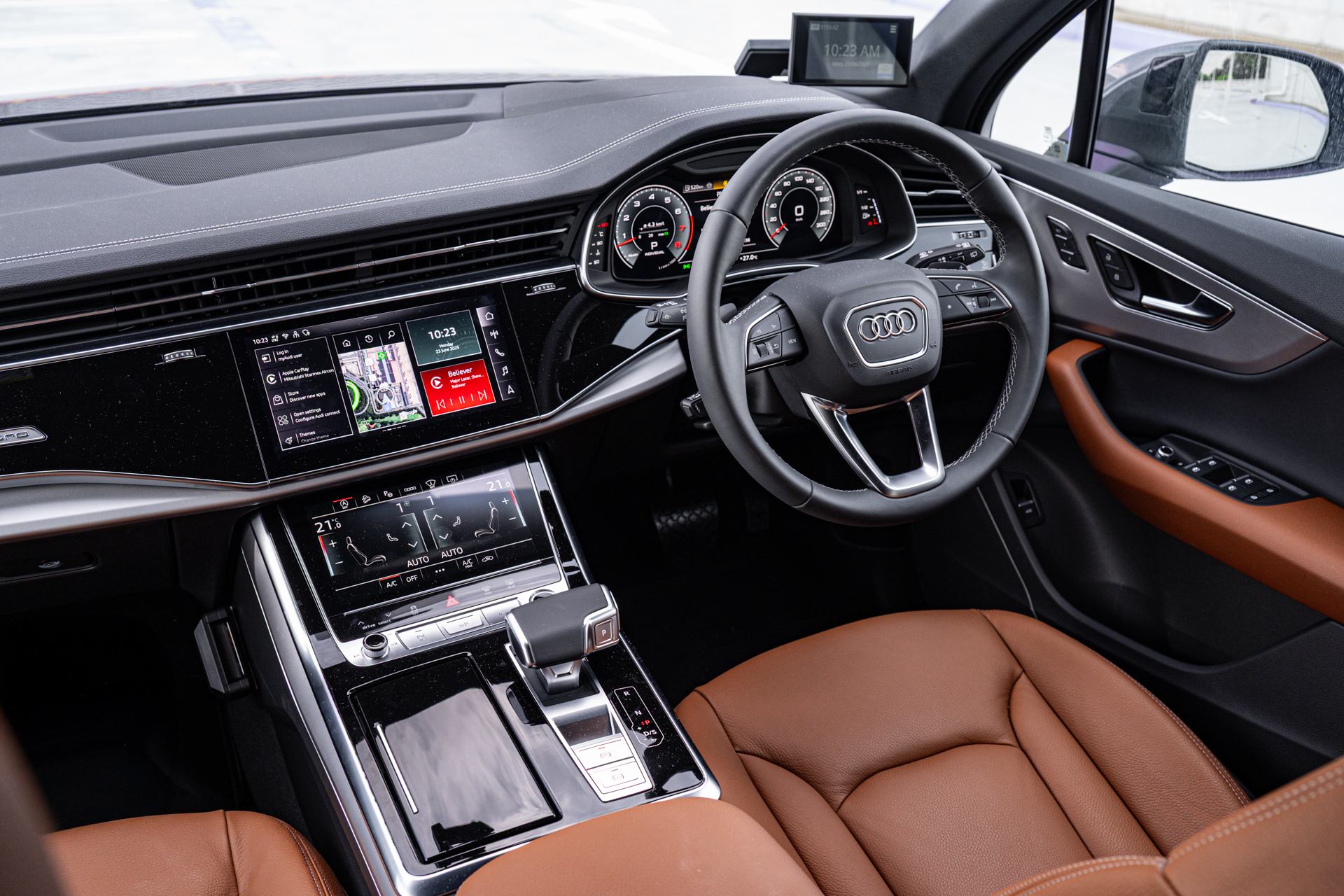 2025 Audi Q7 cabin