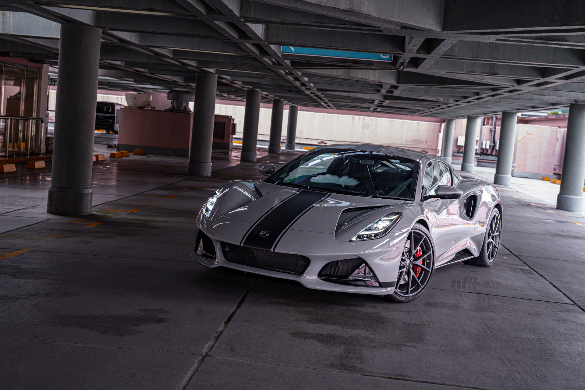 Lotus Emira Turbo SE