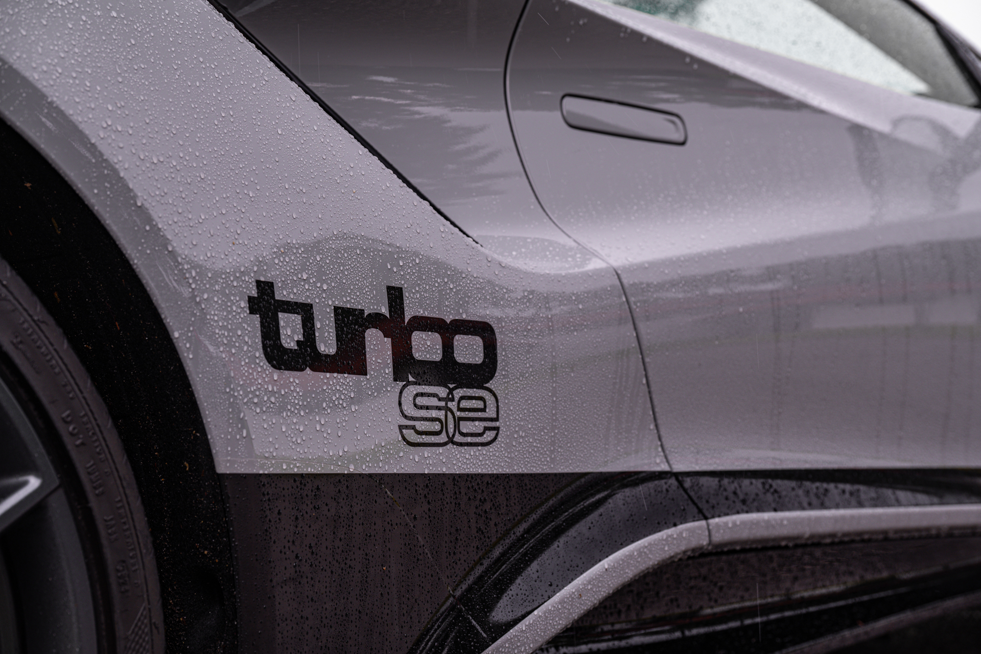 Lotus Emira Turbo SE decal