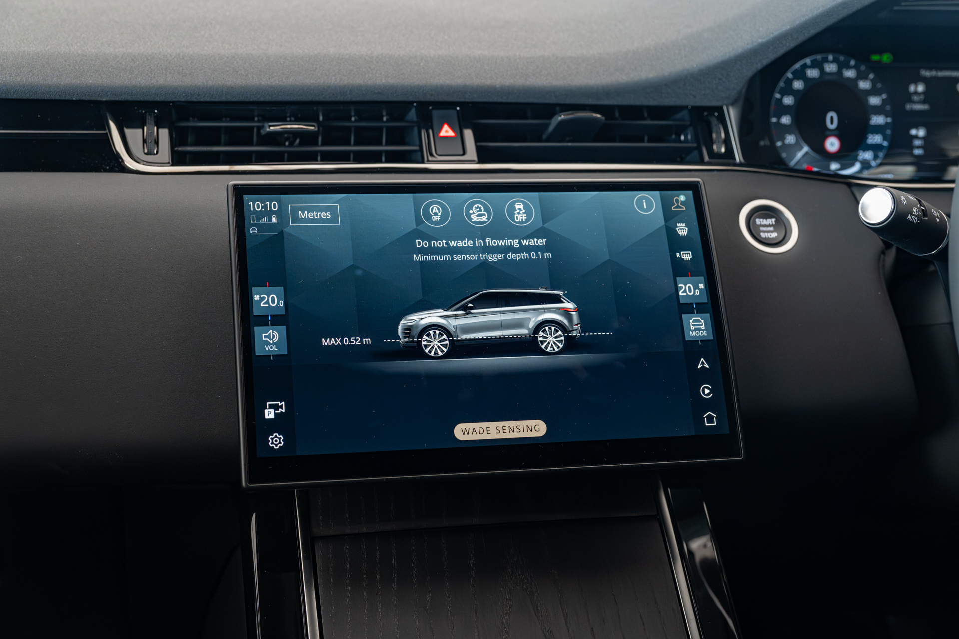 Range Rover Evoque screen