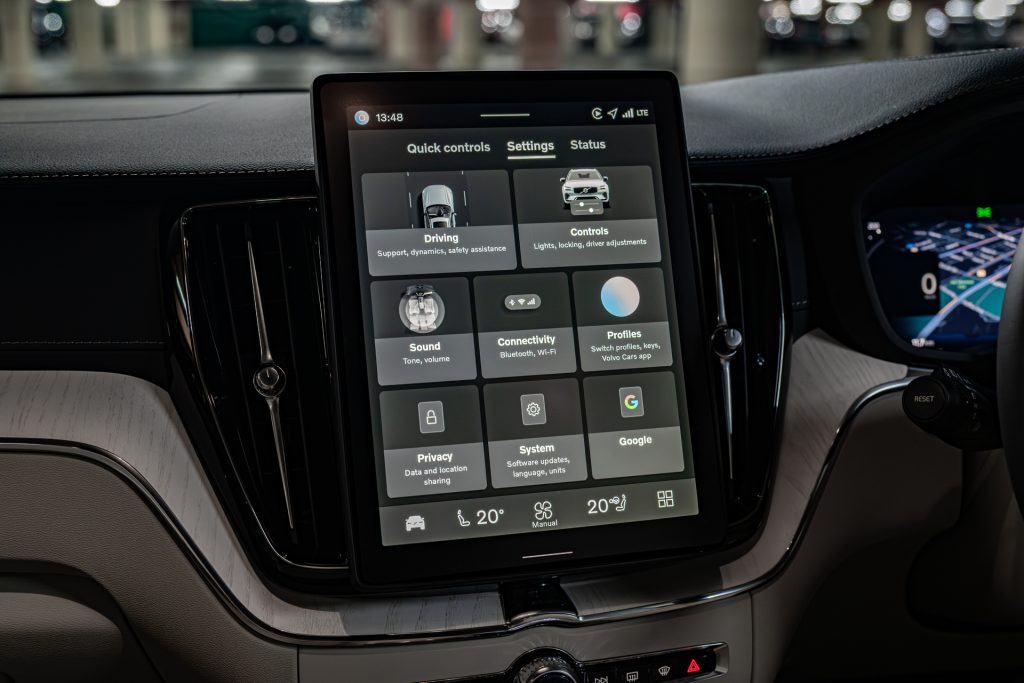 Volvo XC60 infotainment screen