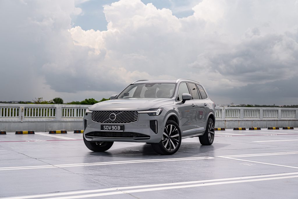 Volvo XC90 2025