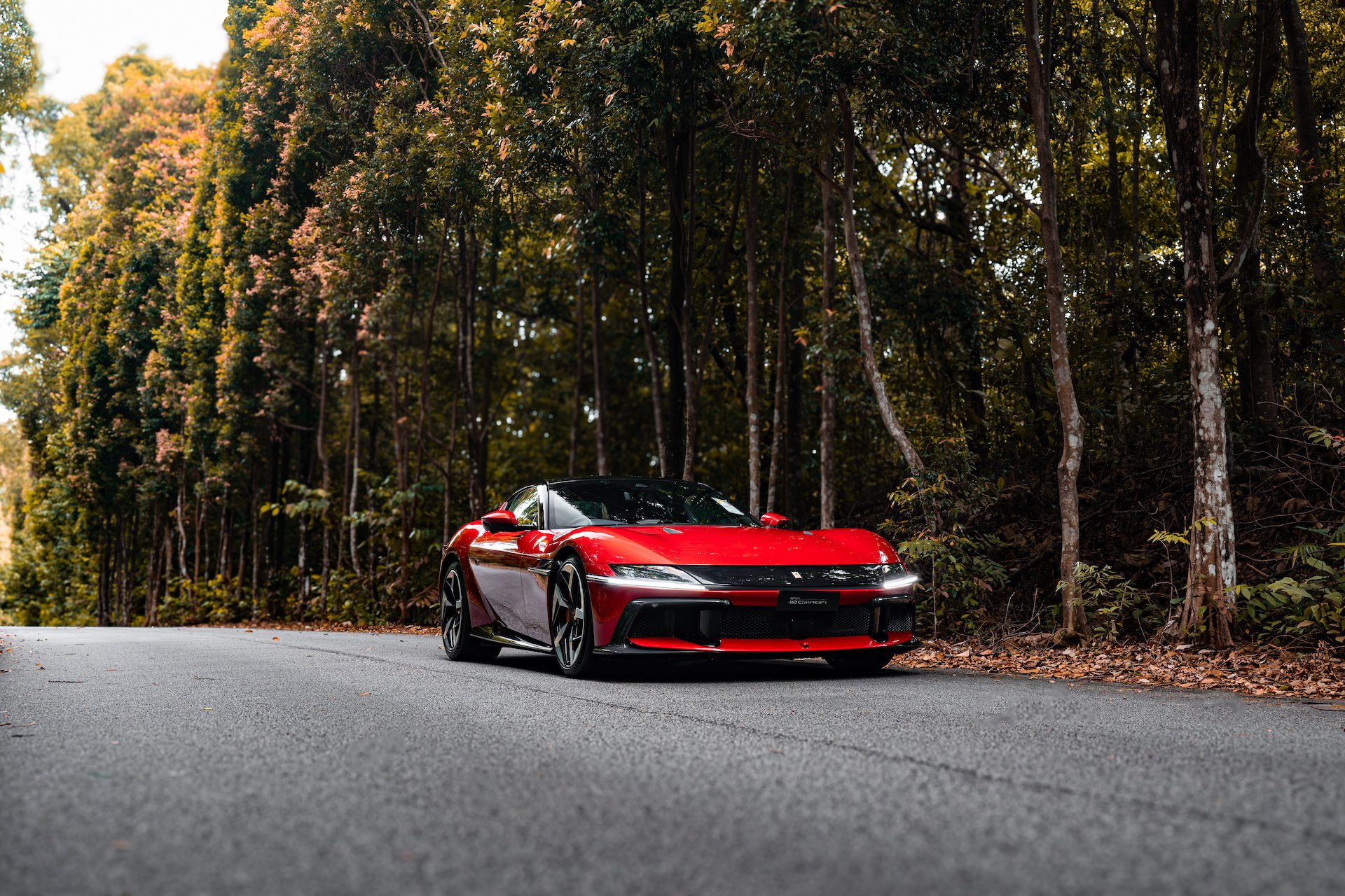 Ferrari 12Cilindri Review | AutoApp