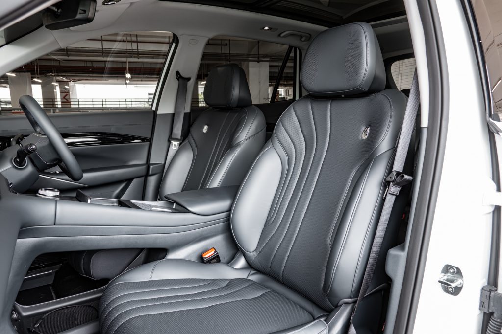 Proton e:MAS 7 front seats