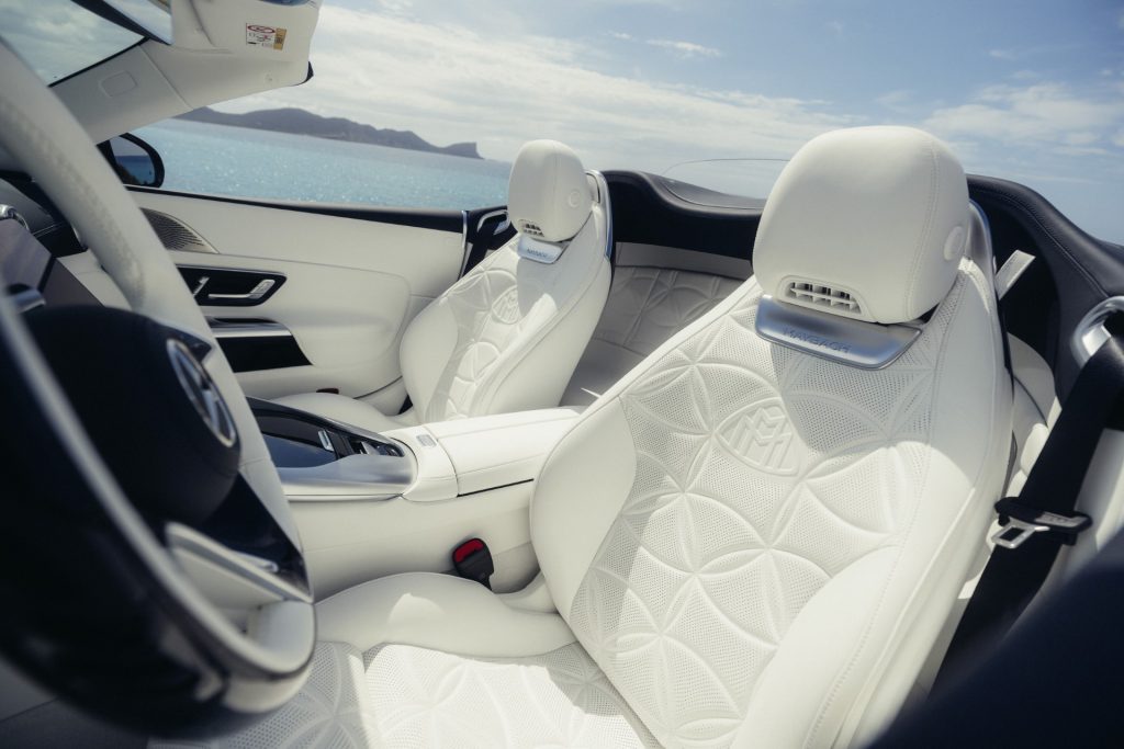 Mercedes-Maybach SL 680 Monogram Series cabin