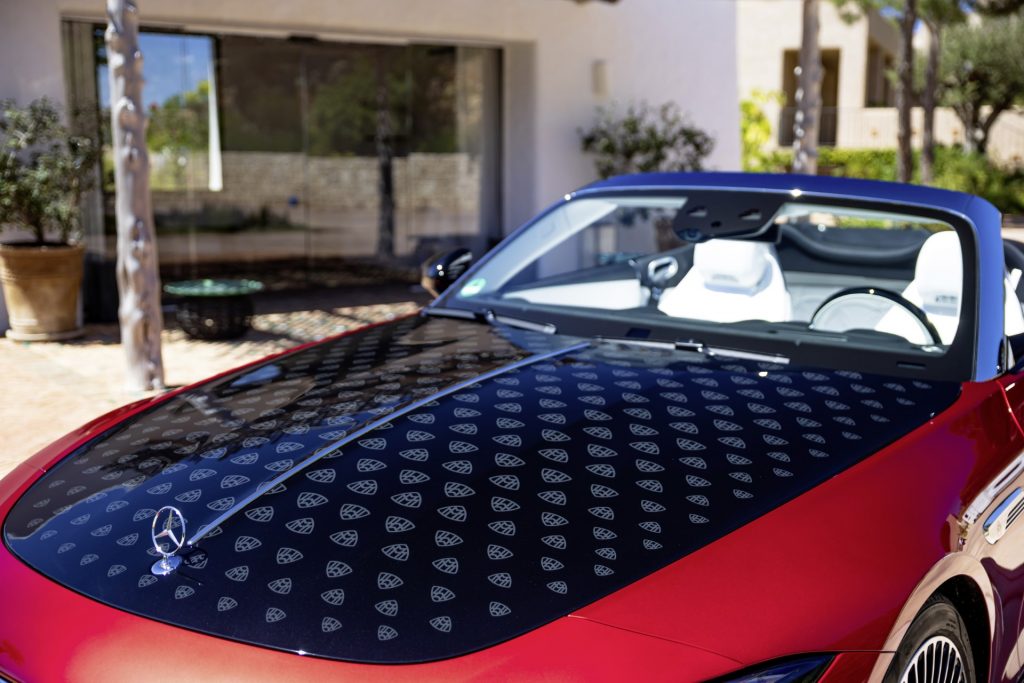 Mercedes-Maybach SL 680 Monogram Series bonnet