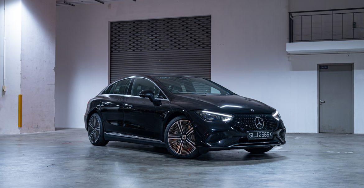 Mercedes-Benz EQE 300