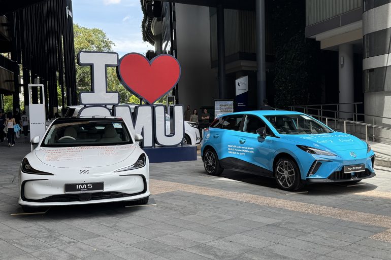 For four days in November, Singapore Management University’s campus became an open-air laboratory for electric mobility with ChargedUp@SG.