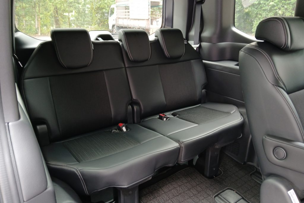 Honda StepWgn Hybrid 2.0 Spada third row seats