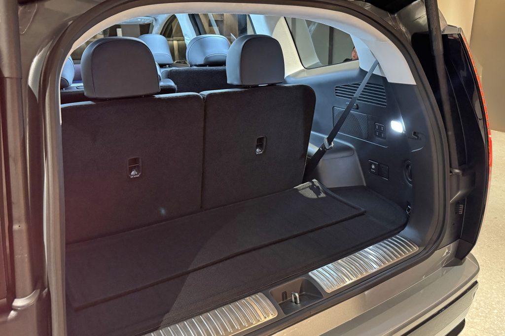 Hyundai IONIQ 9 Boot