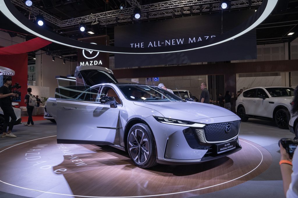 Mazda 6e
