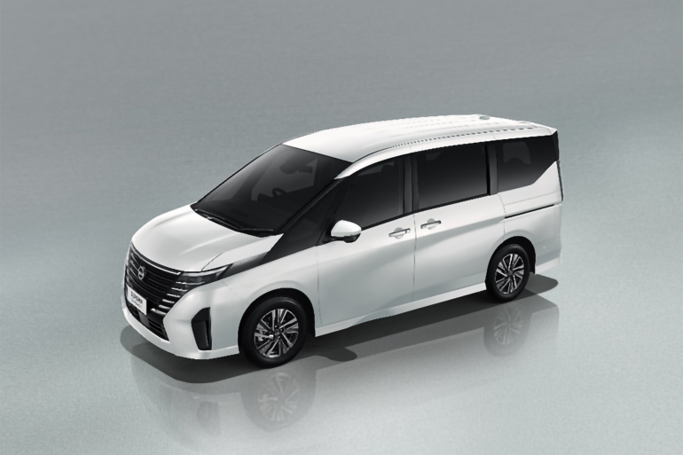 Nissan Serena e-POWER SMART 8 Highway Star