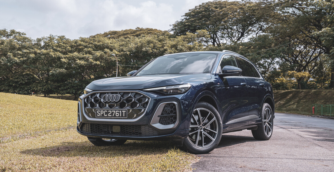 SUV Car in field Kallang