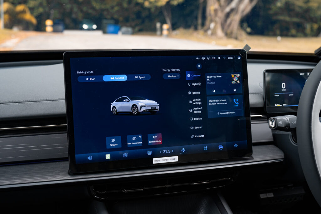Dongfeng 007 infotainment screen