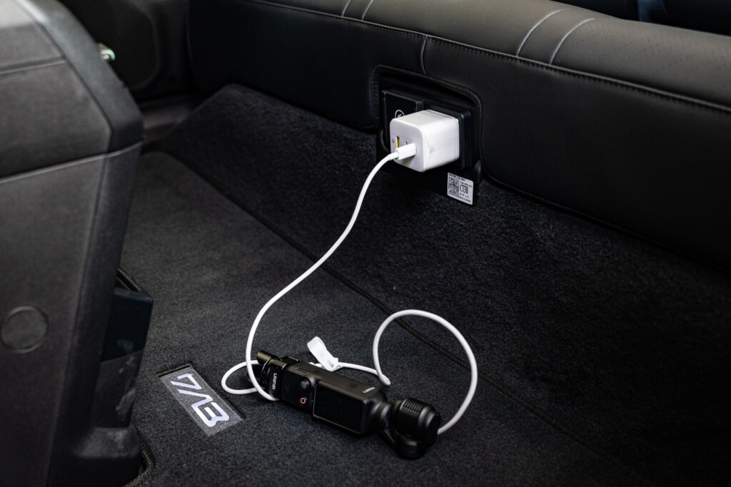 Kia EV4 rear power socket