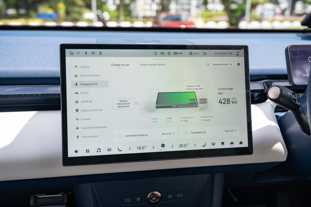 Zeekr X Urban infotainment screen