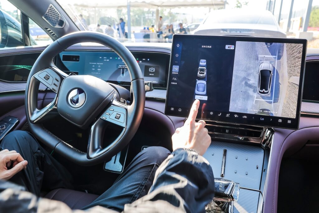 Denza Z9 GT interior