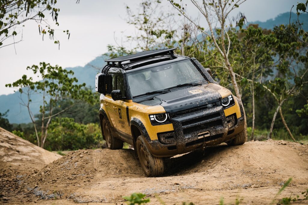 Land Rover Defender Trophy: Asia-Pacific challenge and expedition