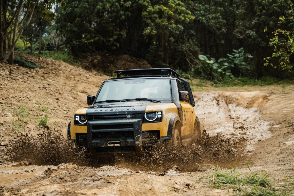 Land Rover Defender Trophy: Asia-Pacific challenge and expedition