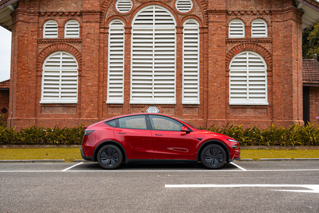 Tesla Model Y Long Range RWD