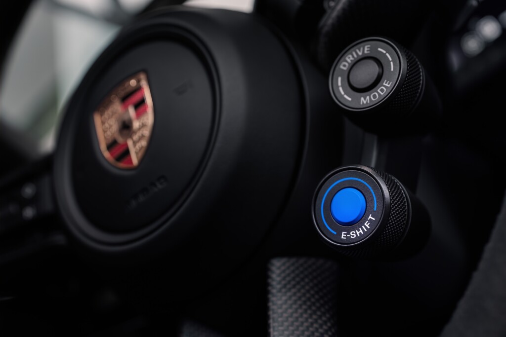Porsche Taycan e-shift