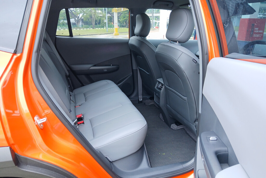 Dongfeng Vigo rear seats