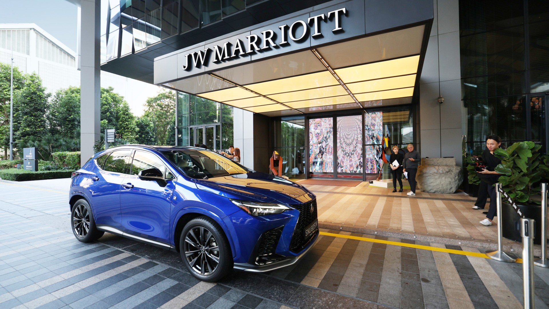 Lexus Refine Dining