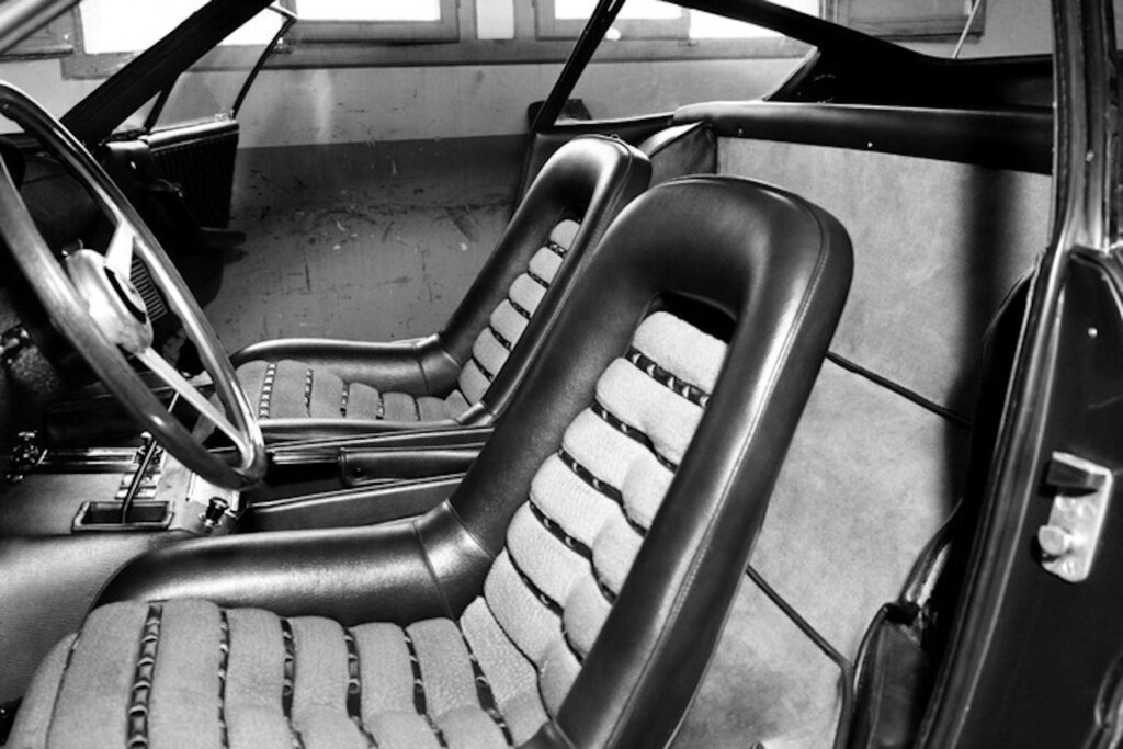 Ferrari 365 GTB/4 Daytona cabin