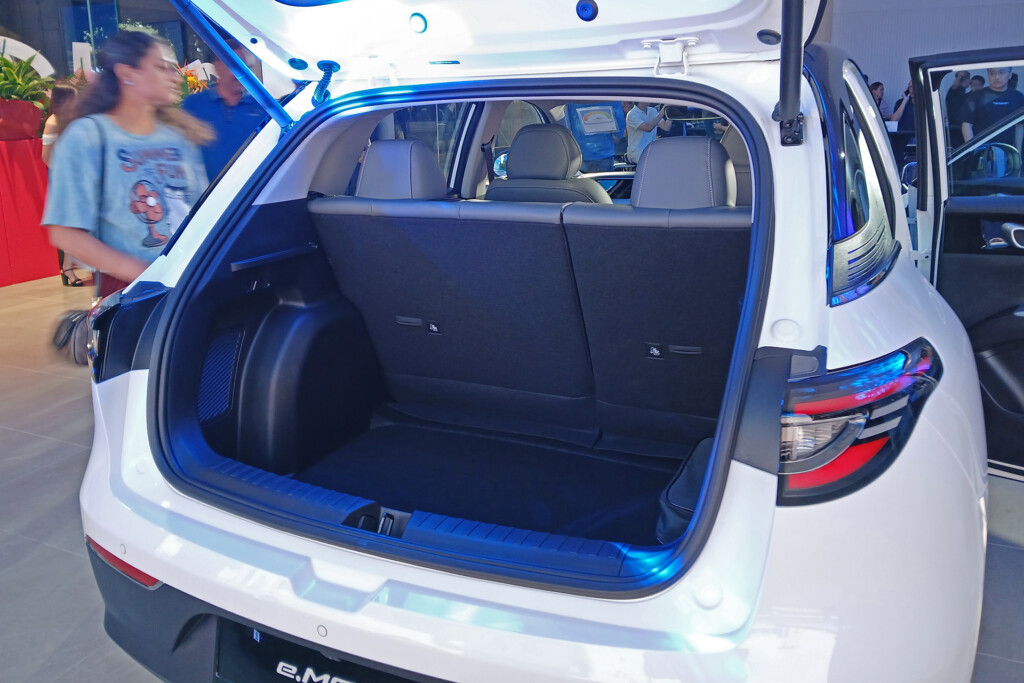 Proton e.Mas 5 boot