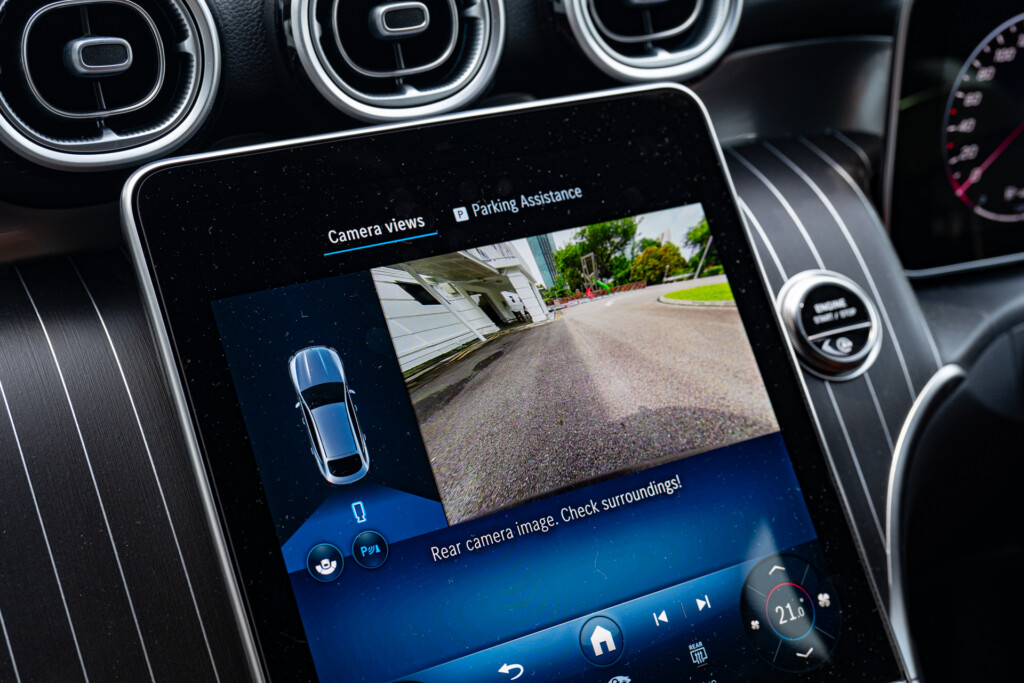 Mercedes-Benz GLC200 Coupe reverse camera