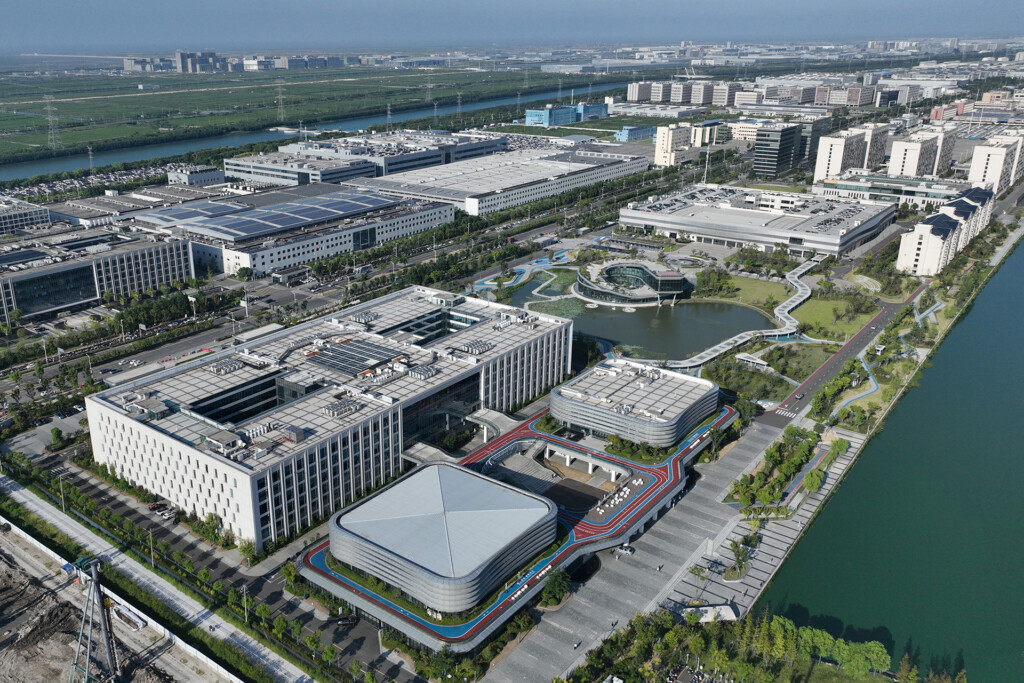 Geely Automobile Research Institute (GRI) at Hangzhou Bay
