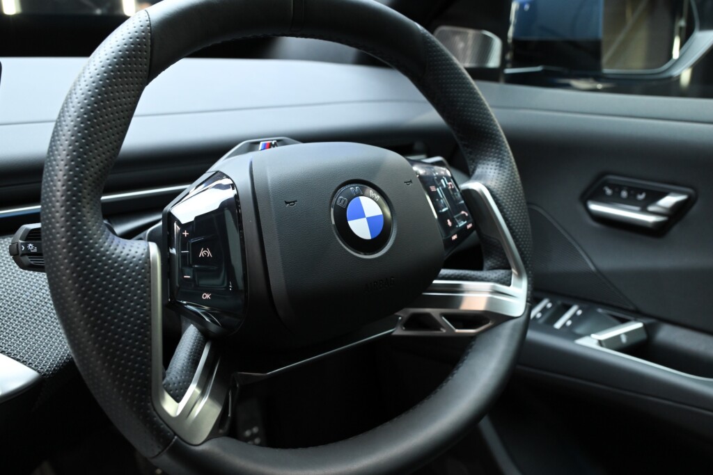 BMW iX3 steering wheel
