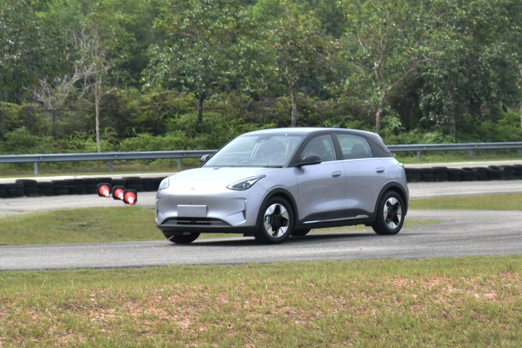 Proton e.MAS 5