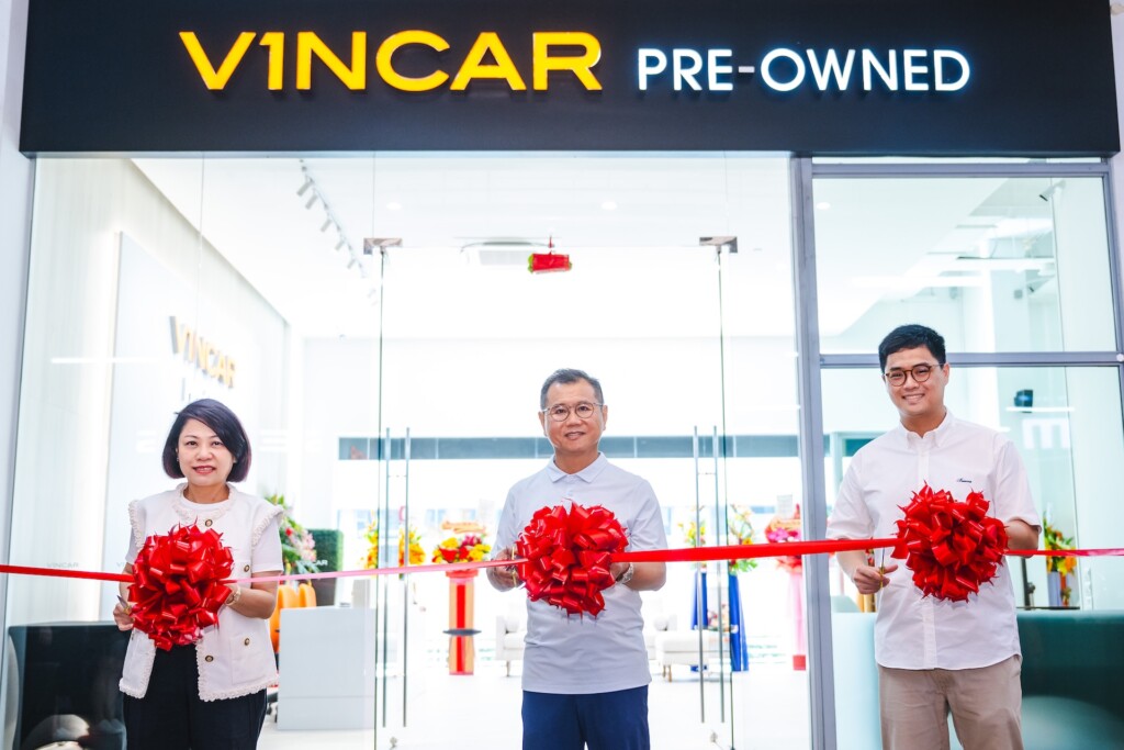 Vincar refurbished Pre-Owned showroom at The Alexcier