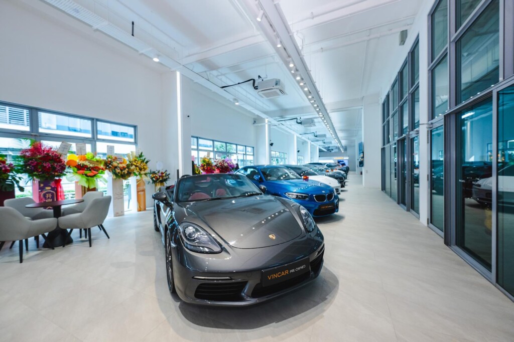 Vincar refurbished Pre-Owned showroom at The Alexcier