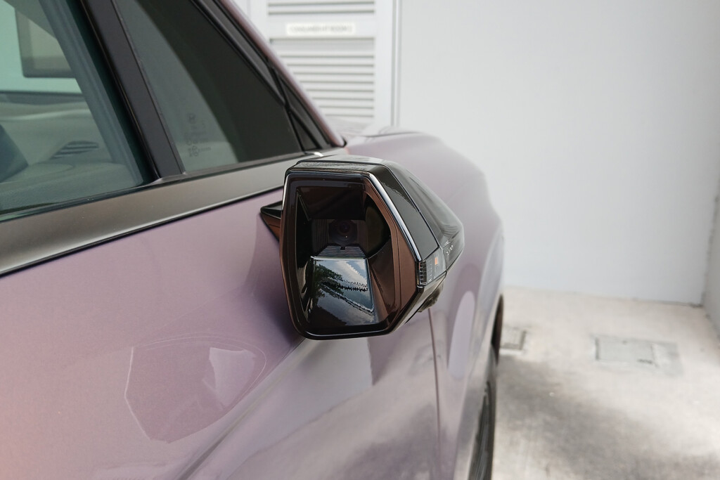 Hyundai Ioniq 9 side mirrors