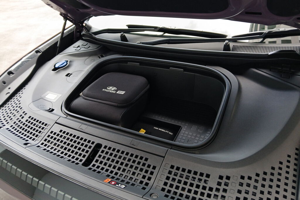 Hyundai Ioniq 9 frunk