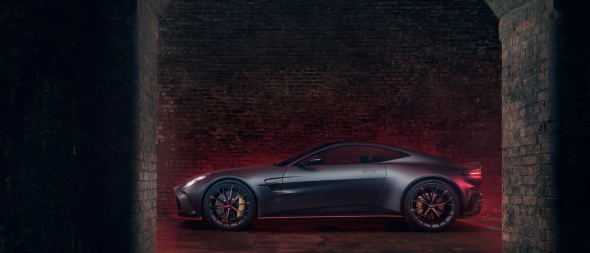 Aston Martin Vantage S
